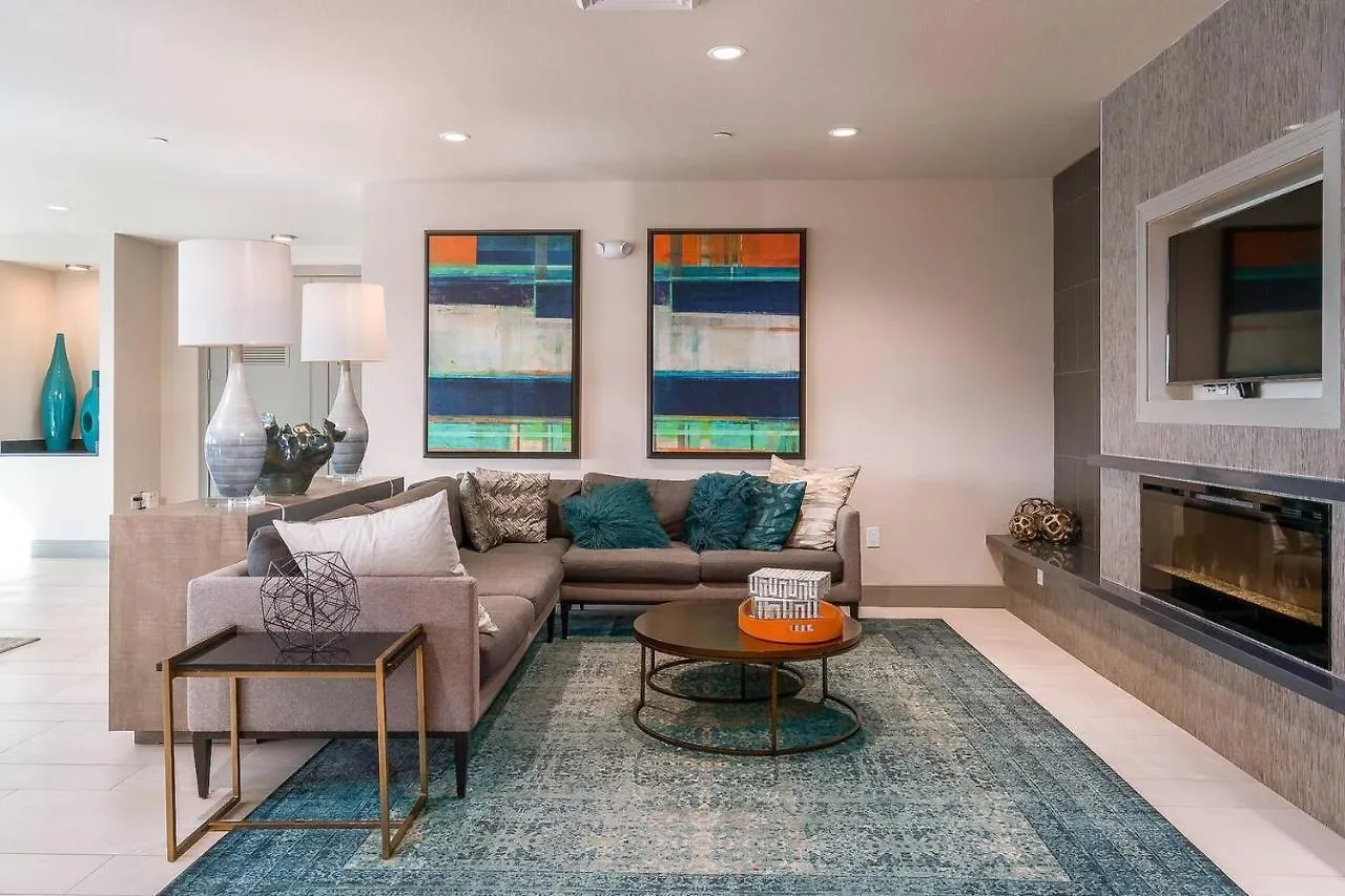 Modern Cozysuites On Town Lake Waterfront 02 Tempe