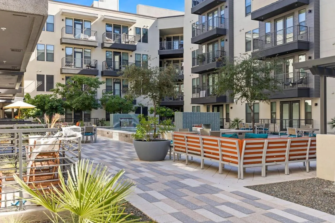 Apartment Modern Cozysuites On Town Lake Waterfront 02 Tempe United States