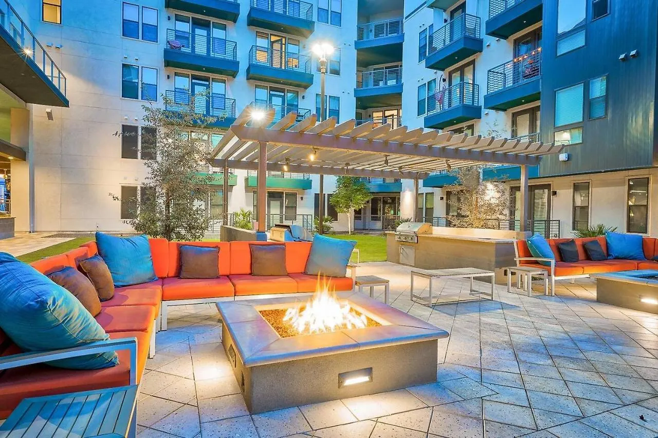 Apartment Modern Cozysuites On Town Lake Waterfront 02 Tempe