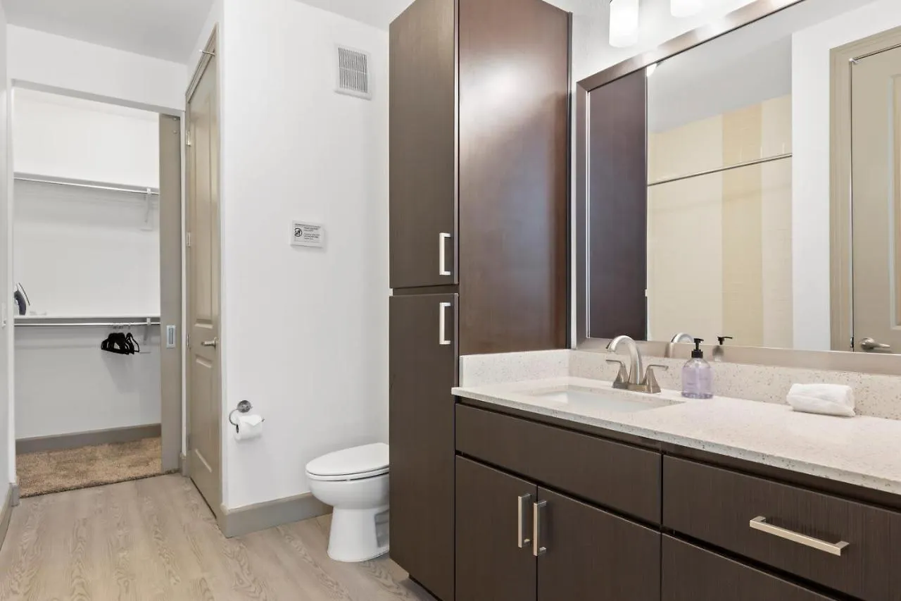 Modern Cozysuites On Town Lake Waterfront 02 템피